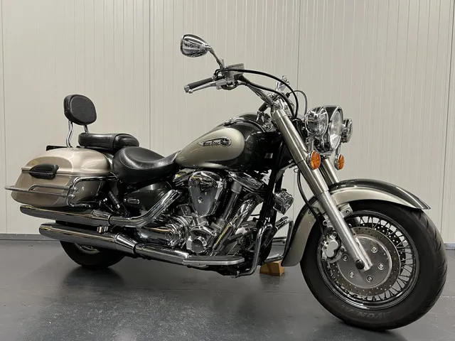 Yamaha XV1600 Wild Star