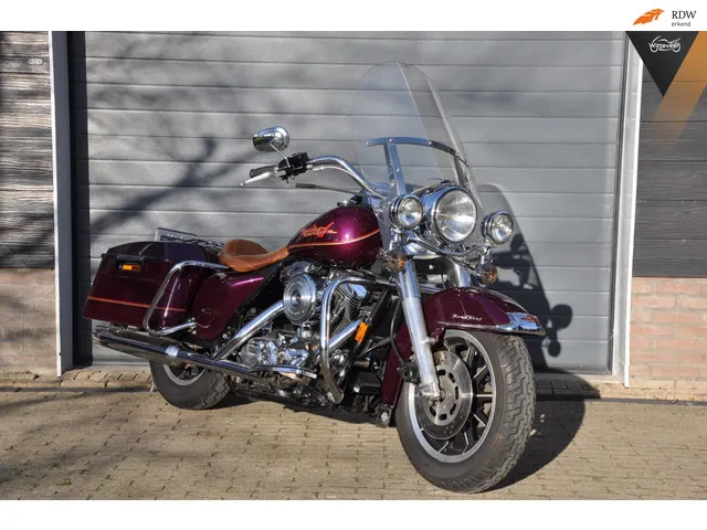 Harley-Davidson Road King Classic FLHR