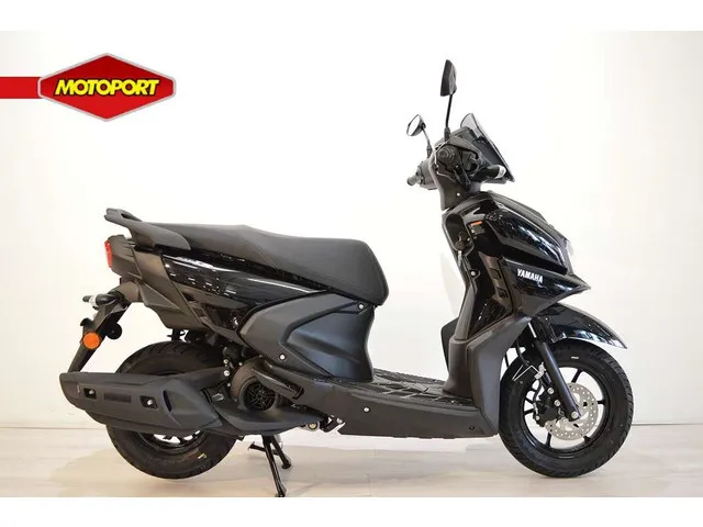 Yamaha RayZR