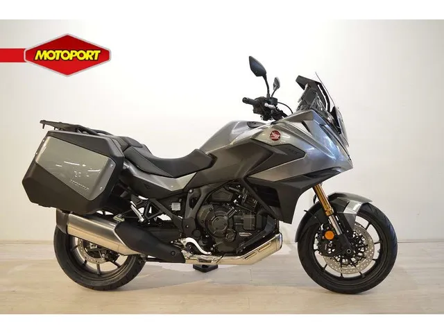 Honda NT1100