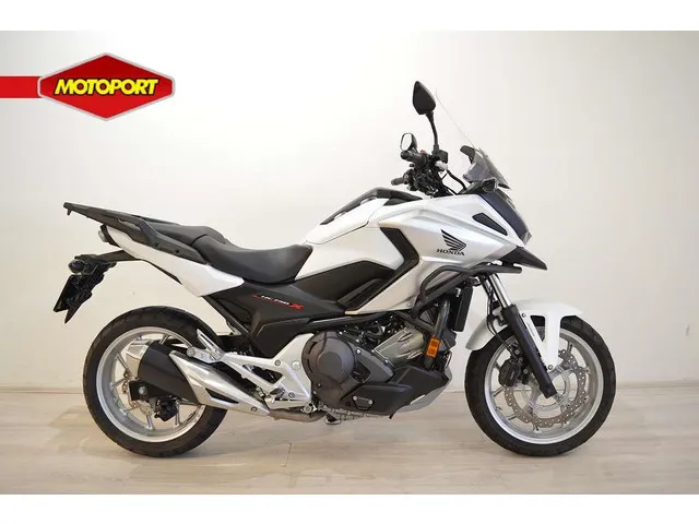 Honda NC750X DCT