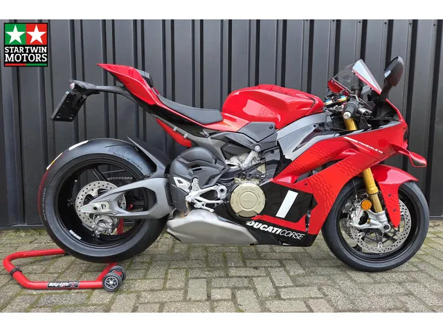 Ducati Panigale V4 S