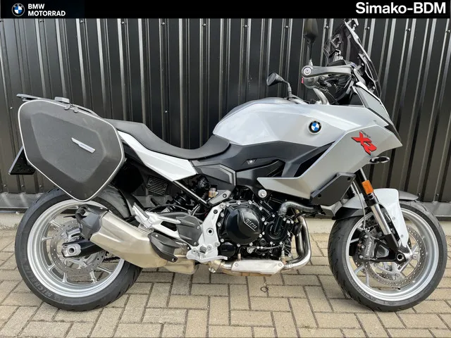 BMW F 900 XR