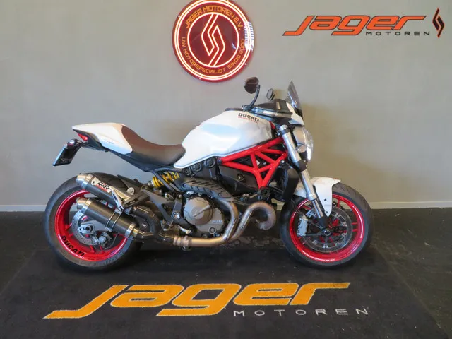Ducati Monster 821