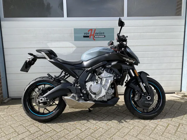 CFMOTO 675NK