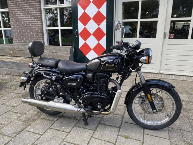 Benelli Imperiale 400