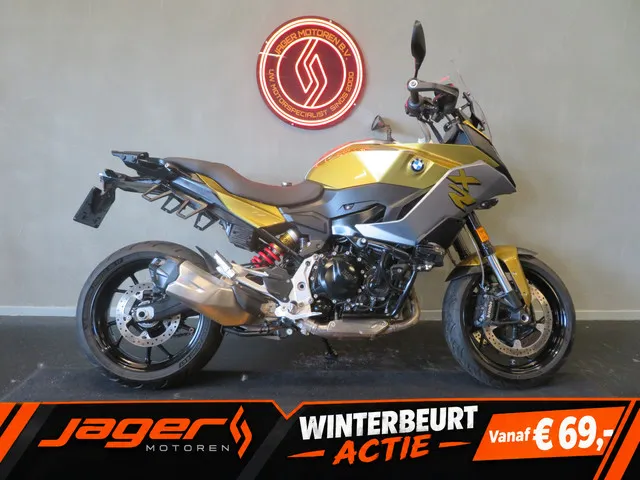 BMW F 900 XR