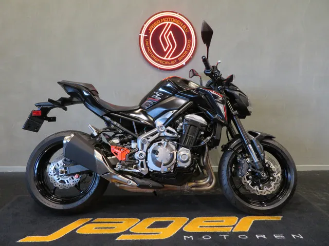 Kawasaki Z900