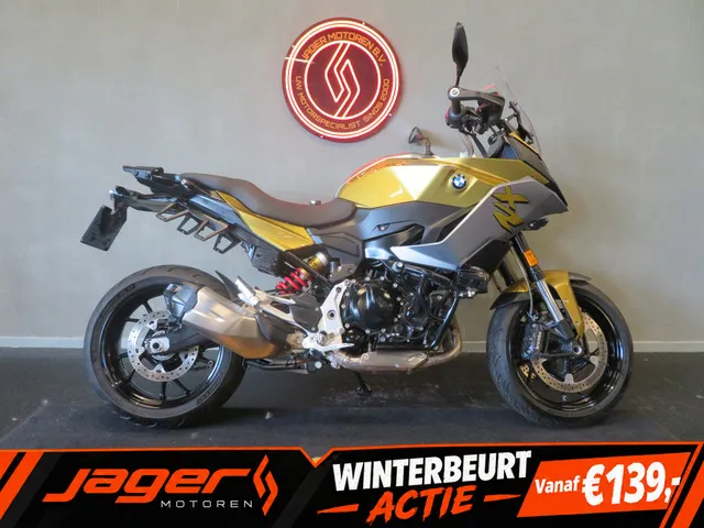 BMW F 900 XR